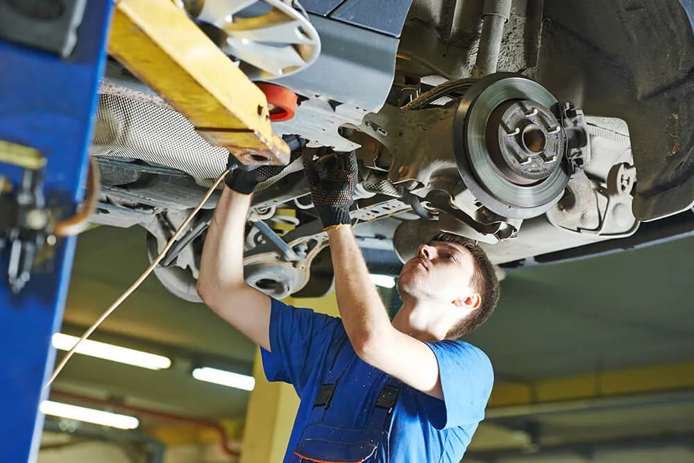 Maintaining Your Car's Fluids and Filters for Winter Driving